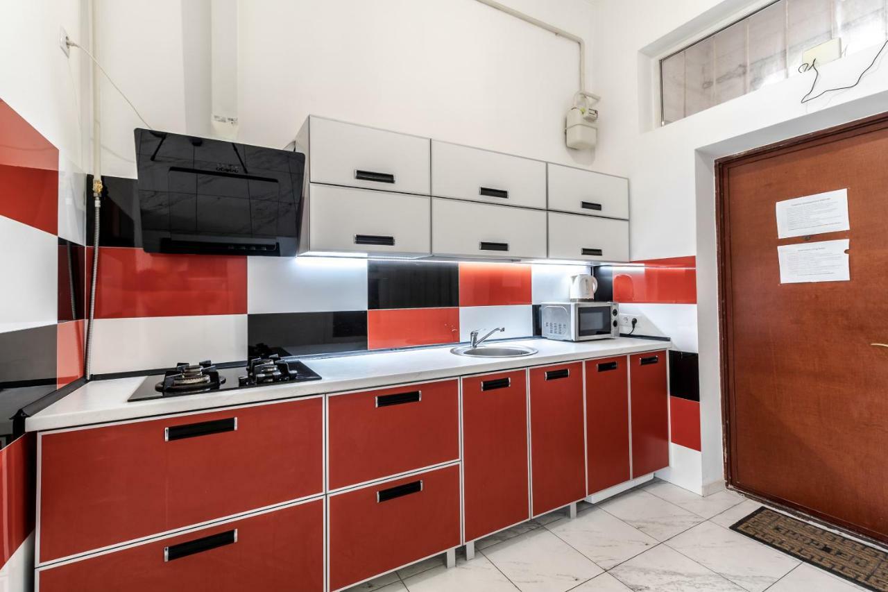 Kumpel Apartment Lviv Exteriör bild